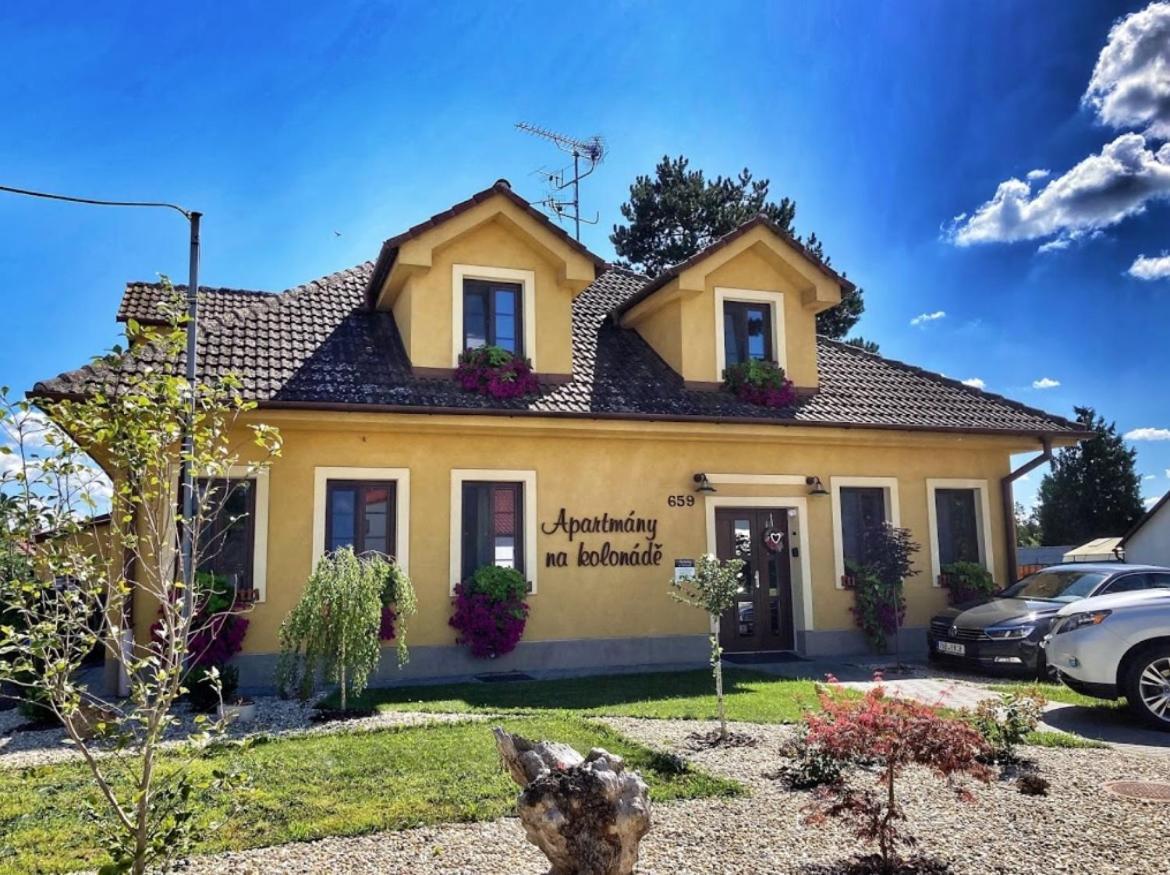 Apartmany Na Kolonade Lednice Bagian luar foto